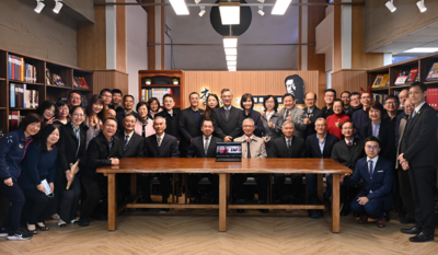 警大圖書館成立李昌鈺博士專區